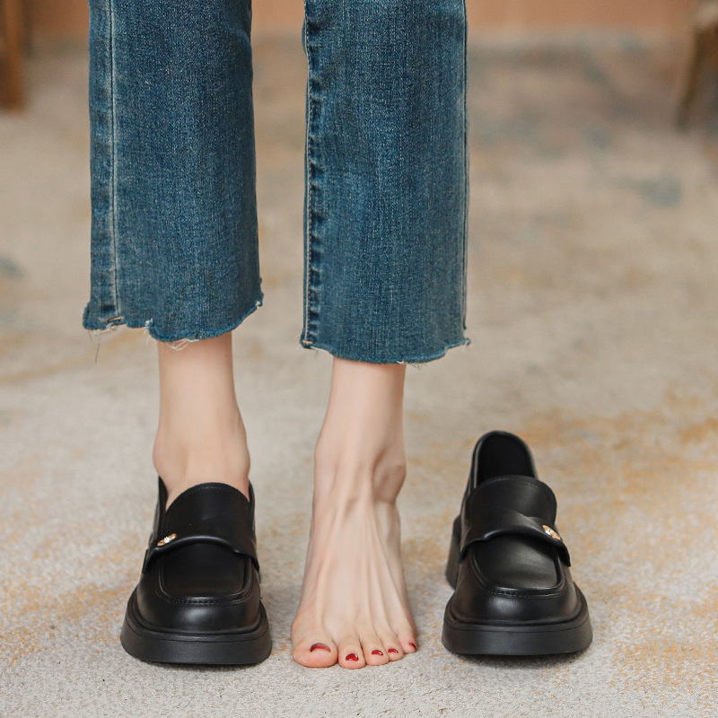 Women's Chunky Leather Shoes